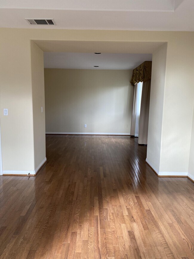 Building Photo - 4259 Calle Mejillones