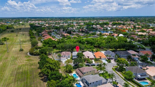 Building Photo - 10766 Crescendo Cir