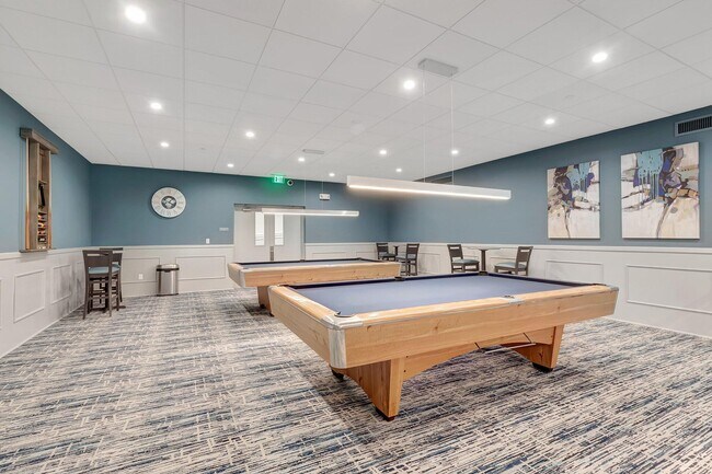 Building Photo - 6586 Southurst Terrace