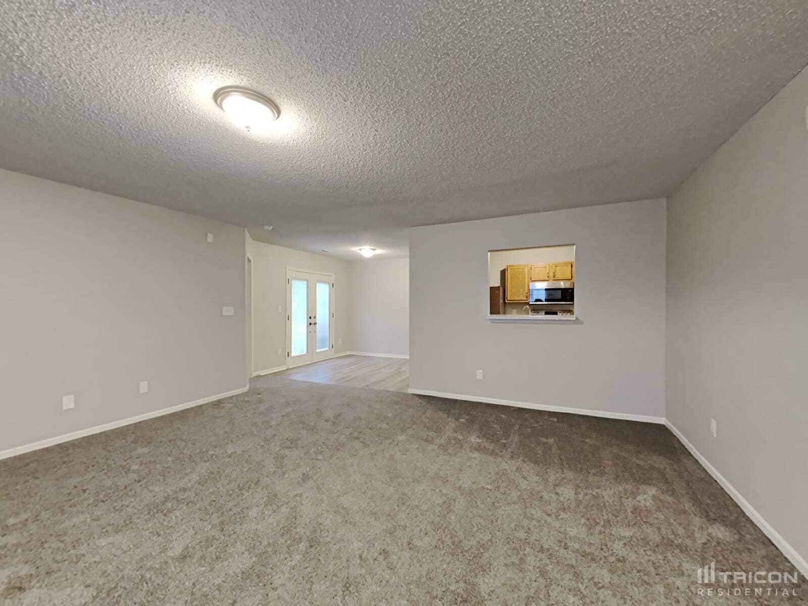 Building Photo - 1679 Long Lake Dr