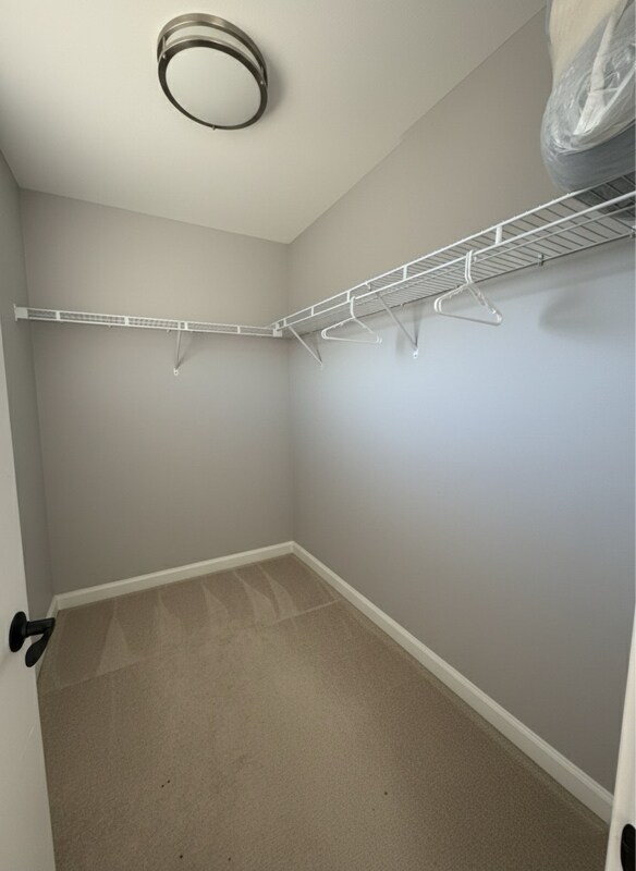 Building Photo - 2404 SE 2nd Ct