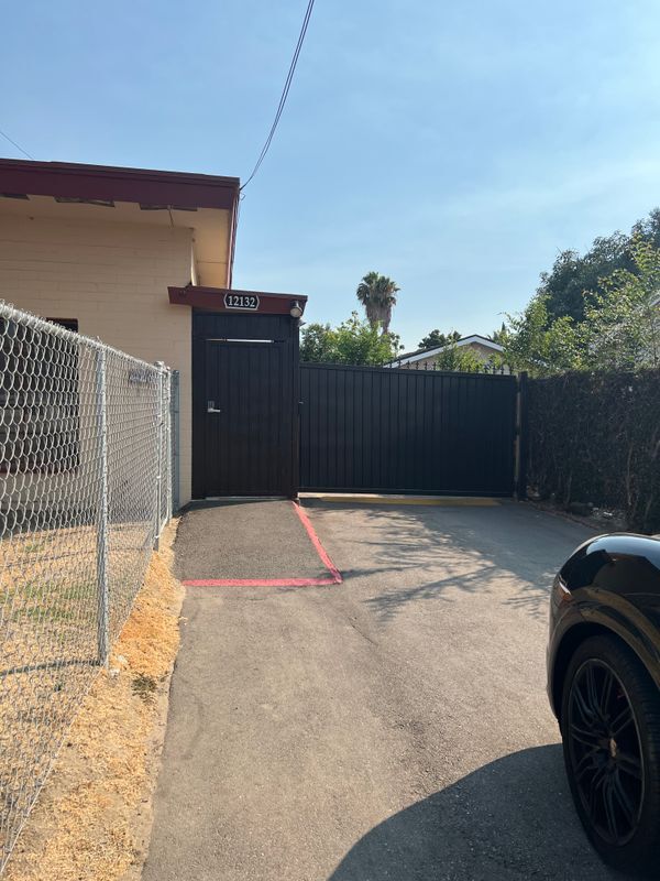 Primary Photo - 12132 Sitka St