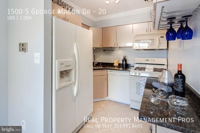 Building Photo - 1500 S George Mason Dr