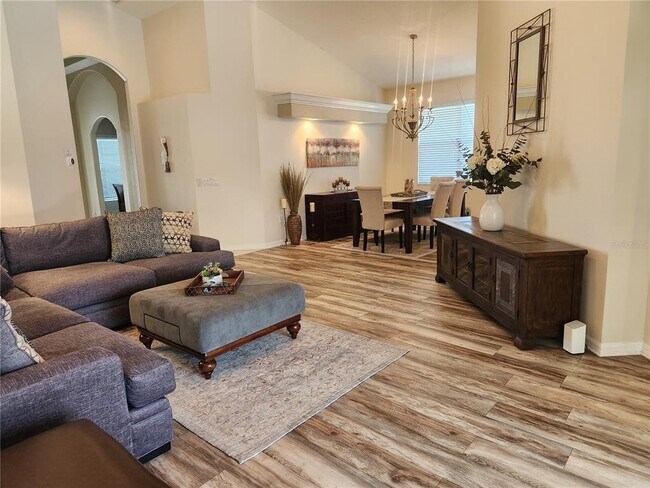 Building Photo - 6496 Rookery Cir
