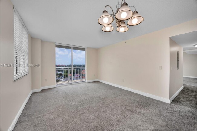 Building Photo - 3000 Coral Wy