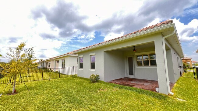 Building Photo - 9708 Bucklow Hill Dr