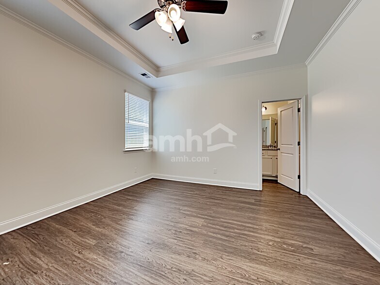 Building Photo - 299 Bering Ln