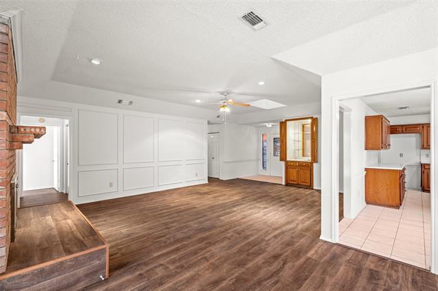 Building Photo - 4845 Barberry Dr