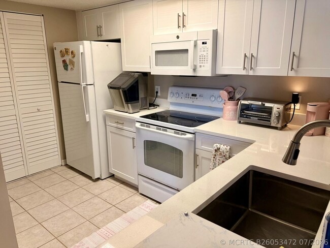 Building Photo - 5035 Wiles Rd