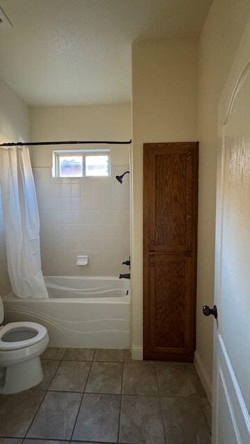 Building Photo - 5959 E Via Casella Dr