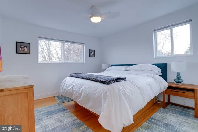 Building Photo - 4118 18th Rd N