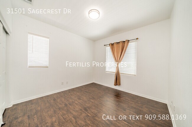 Building Photo - 31501 Sagecrest Dr