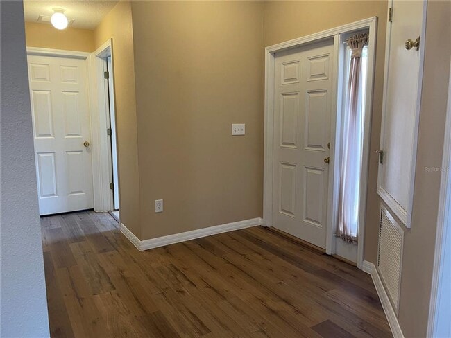 Building Photo - 7714 Carriage Pointe Dr