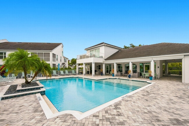 Building Photo - 5941 Sand Wedge Ln