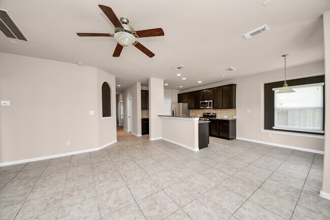 Building Photo - 7214 Baitland Dr