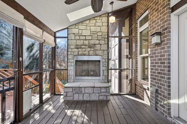 Building Photo - 2917 Wellesley Trace