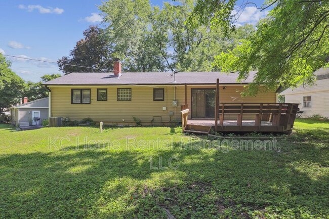 Building Photo - 5336 Appleton Ave