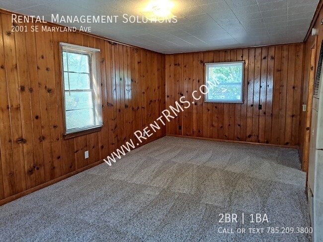 Building Photo - 2001 SE Maryland Ave