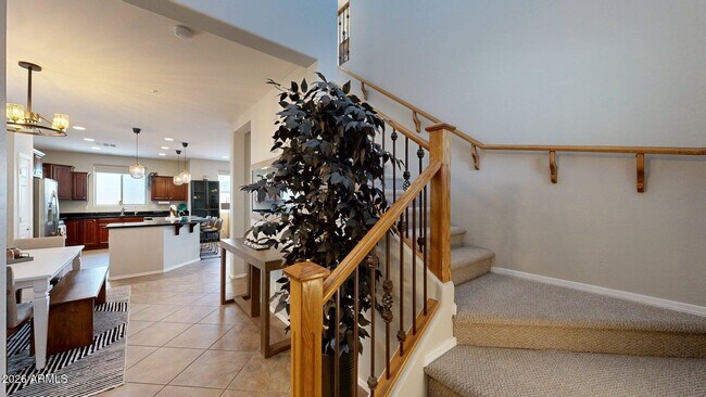 Building Photo - 3272 E Meadowview Dr