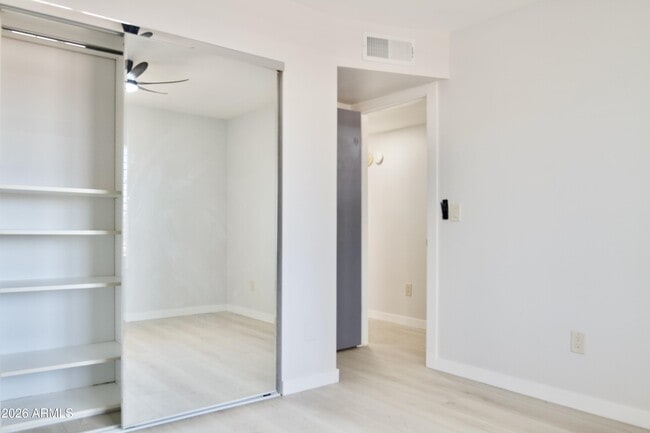 Building Photo - 16801 N 45th Pl