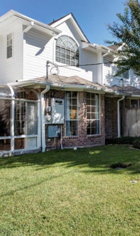 Building Photo - 5583 Beverly Hill St