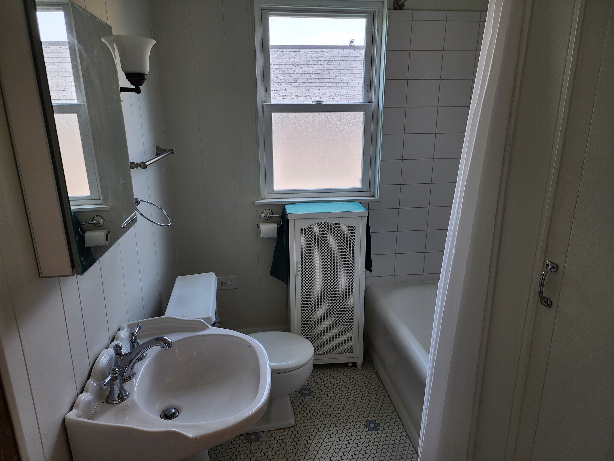 Bathroom - 5920 N Virginia Ave