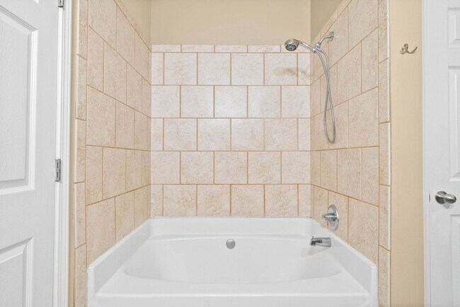 Building Photo - 545 Patriot Park Ct