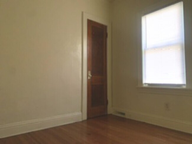 Building Photo - 1217 N Adams