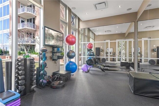 Building Photo - 1820 Peachtree St NW