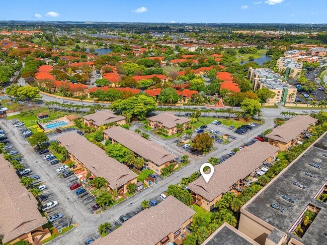 Building Photo - 6854 NW 173rd Dr