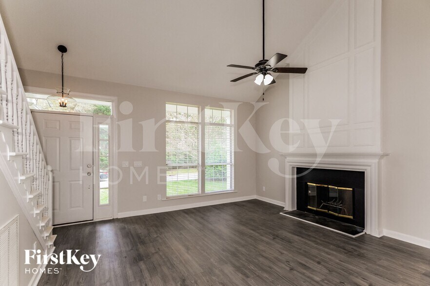 Building Photo - 12137 Moonshadow Ln