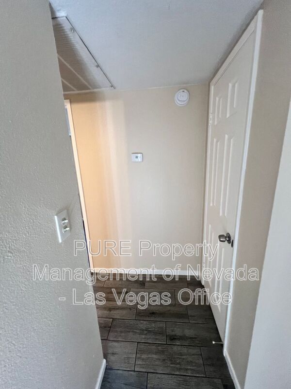 Building Photo - 5614 Reuben St