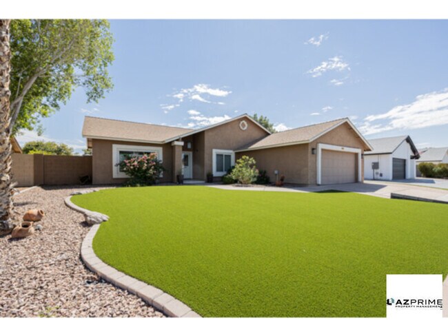 Building Photo - Fully-Furnished 3/2 Chandler Retreat - Poo...