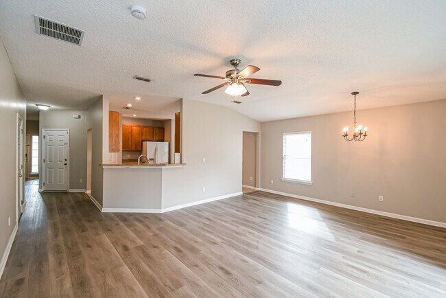 Building Photo - 1440 Bitterberry Dr