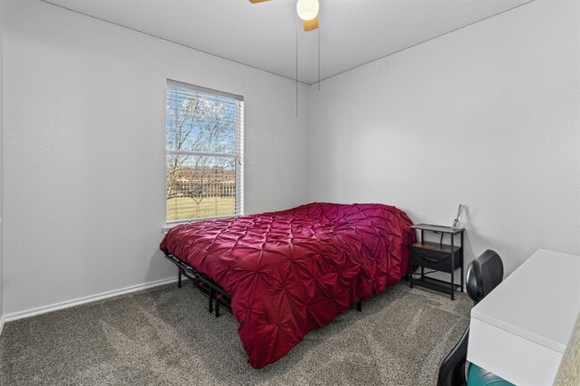 Building Photo - 1318 Settlers Valley Dr