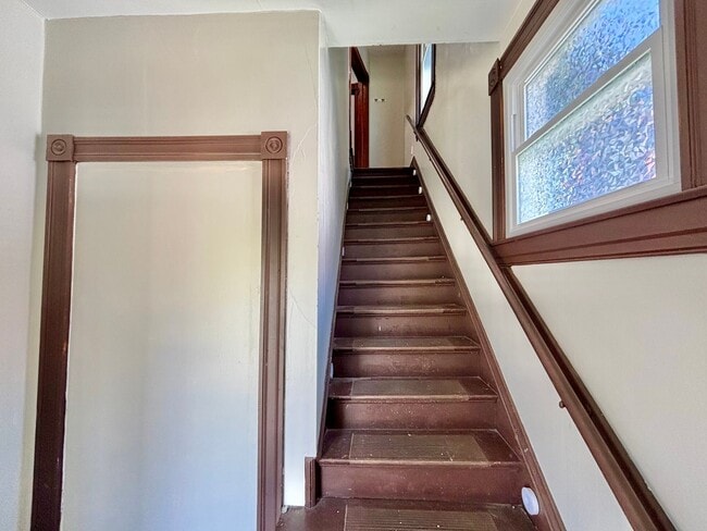 Building Photo - 2639 Northwestern Pkwy