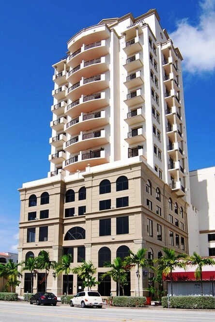 Building Photo - 1805 Ponce de Leon Blvd