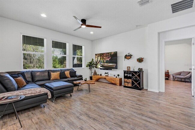 Building Photo - 2163 Bay Line Rd