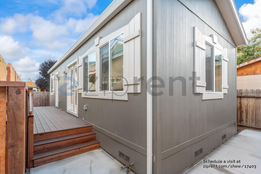 Building Photo - 1291 Stardust Way