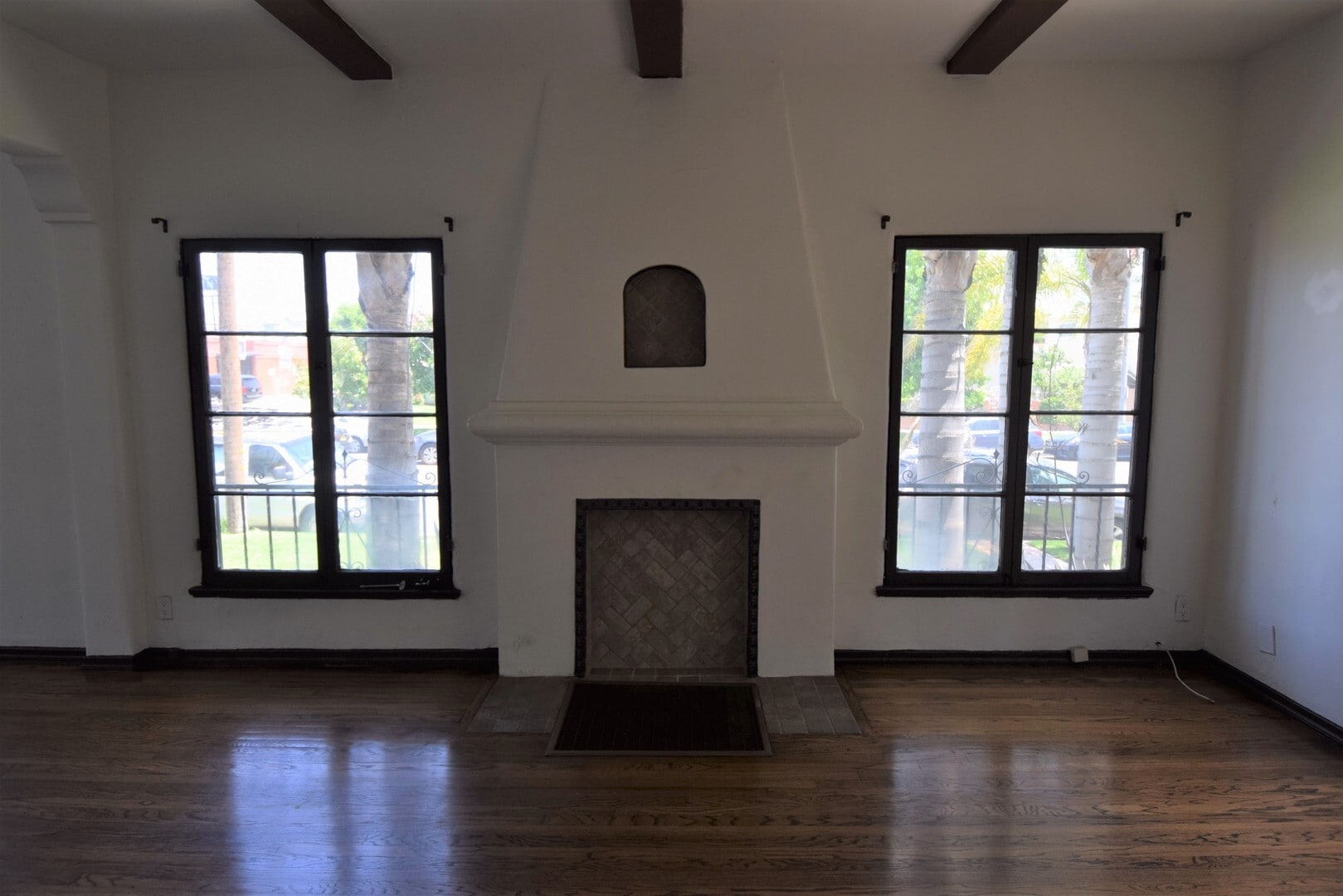 Building Photo - 1417 S Crescent Heights Blvd