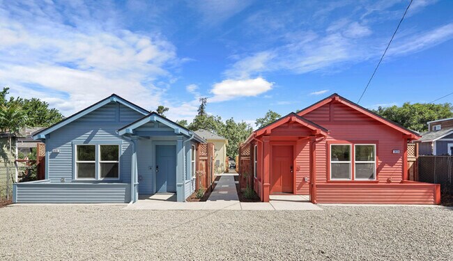 Building Photo - Beautifully Built 2/1 in North Oak Park Close to UC Davis + McGeorge Law School!