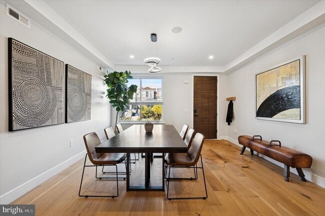 Building Photo - 331 Fountain St