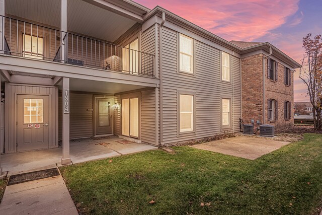 Building Photo - 1804 Fayette Walk