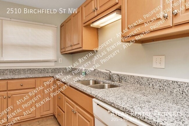 Building Photo - 2510 Birchfield St NW