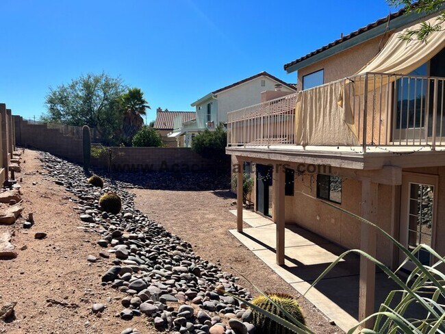 Building Photo - Beautiful home with private yard that backs to open space green belt