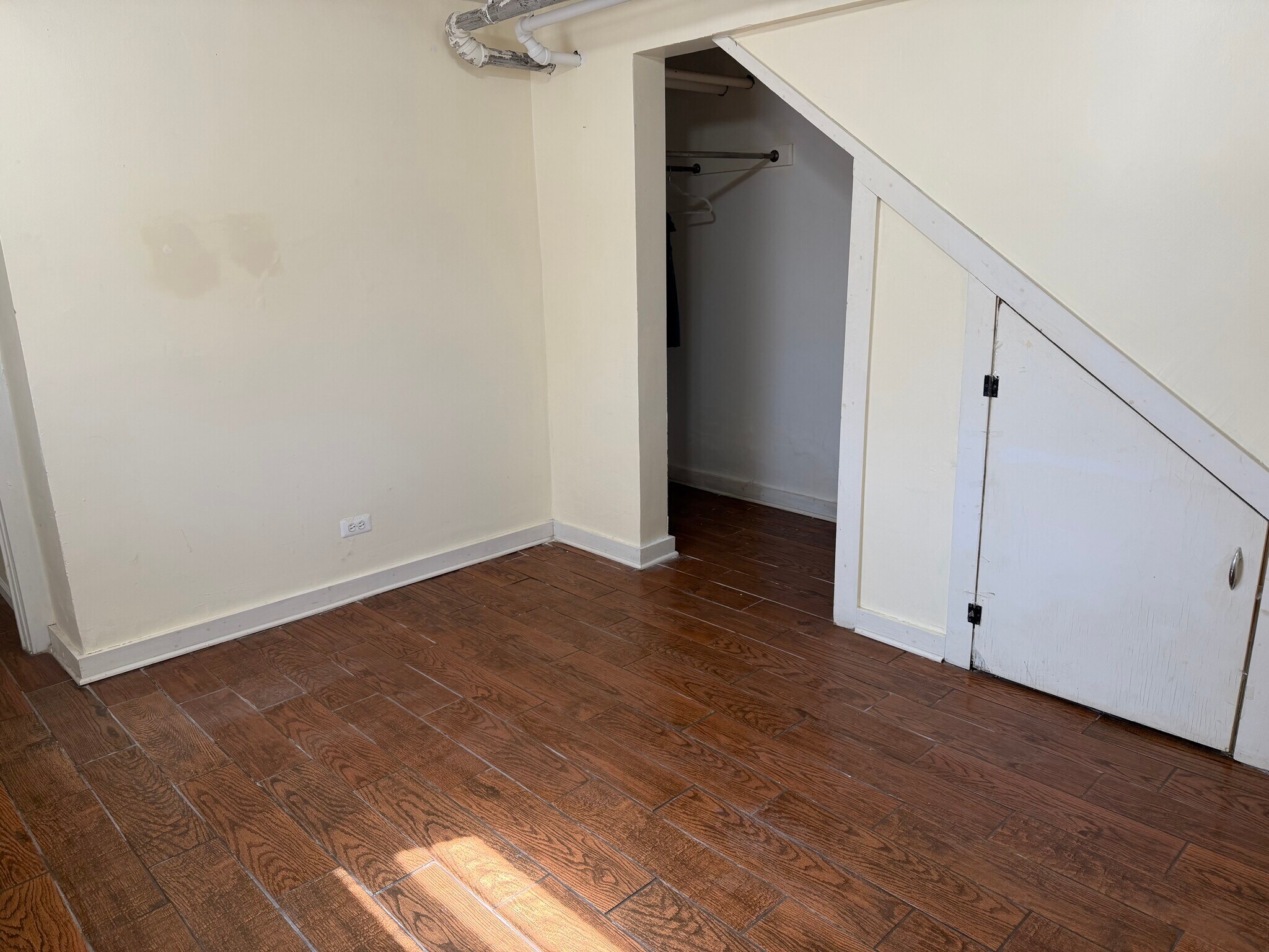 Building Photo - 58 Lincoln Ave