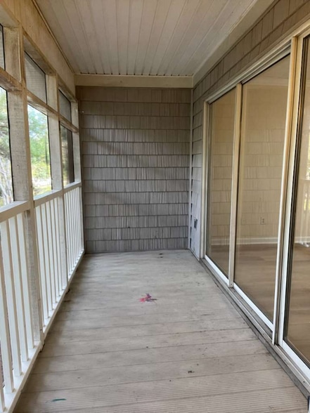 Building Photo - 4025 Sandtrap Ave