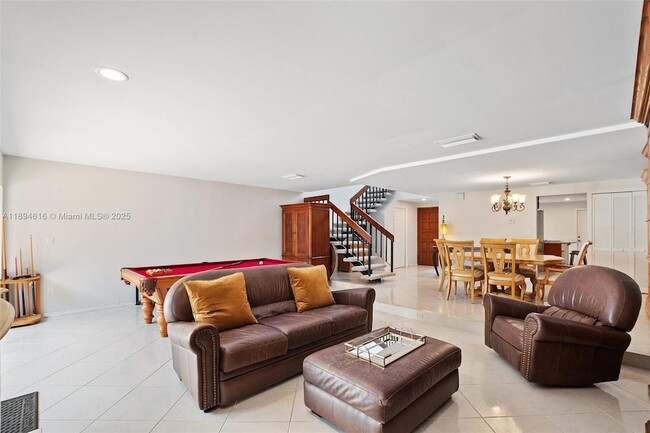 Building Photo - 9340 NW 48th Doral Terrace