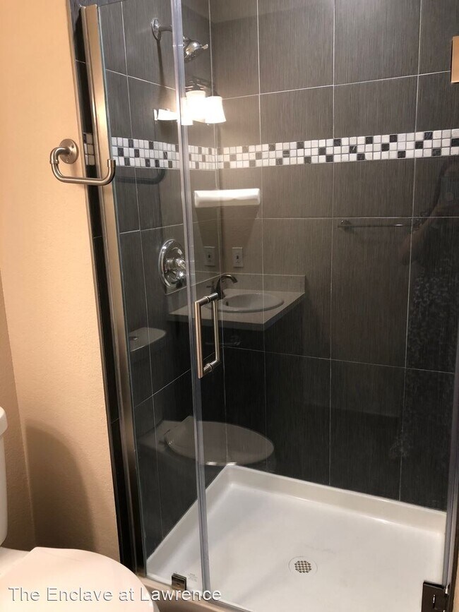 Building Photo - 1981 St Lawrence Dr