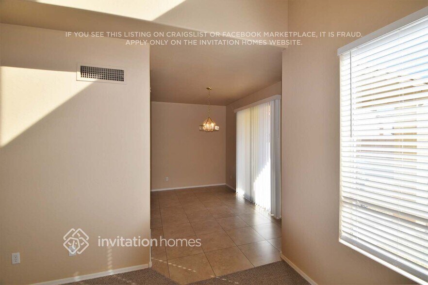 Building Photo - 11411 W Yuma St